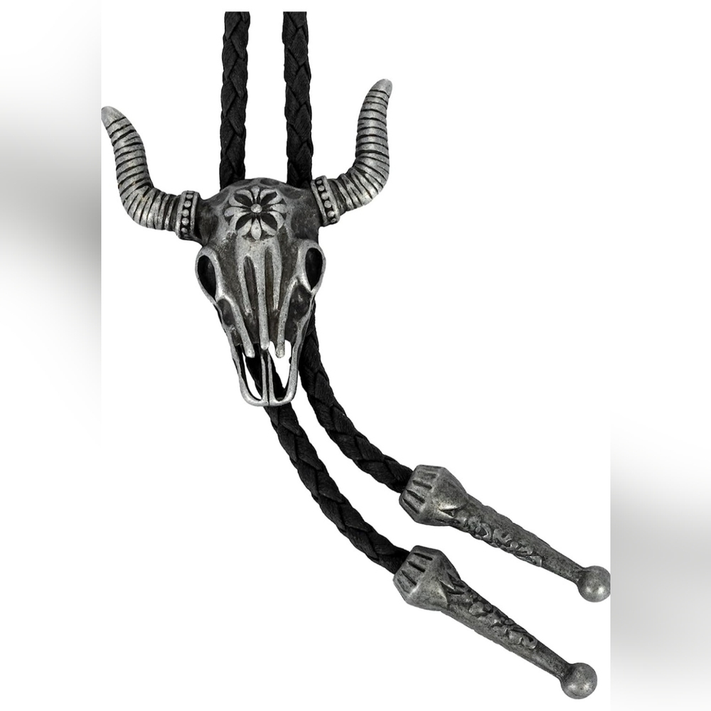 New western bull Skull Bolo tie